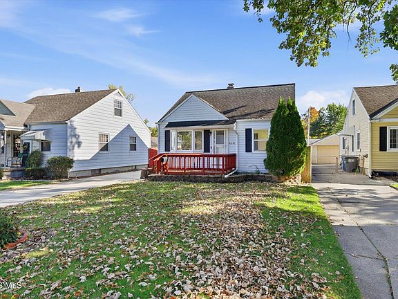 5th image of 4641 Stengel Ave
