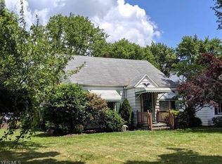 225 Iroquois St, Struthers, OH
