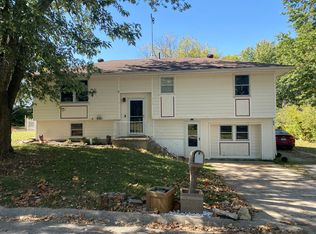 153 Cardinal Cir, Lawson, MO 64062