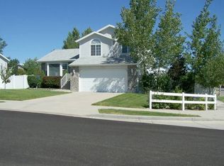 5902 W Wolf Creek Ct, West Valley City, UT 84118