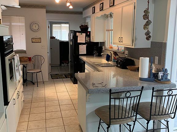 2nd image of 10032 W Desert Hills Dr
