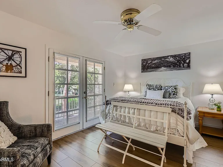 1305 E Steamboat Bend Dr — Photo 28