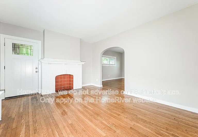3025 Norwood Ave — Photo 4