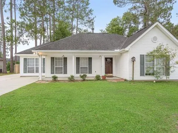 102 E Thistle St, Mandeville, LA 70471