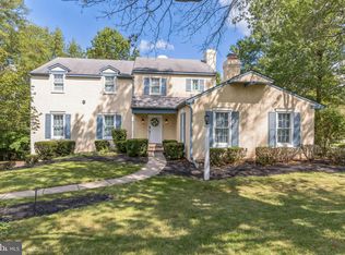 2046 Spring Valley Rd, Lansdale, PA 19446