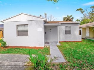 158 W 25th St, Riviera Beach, FL 33404