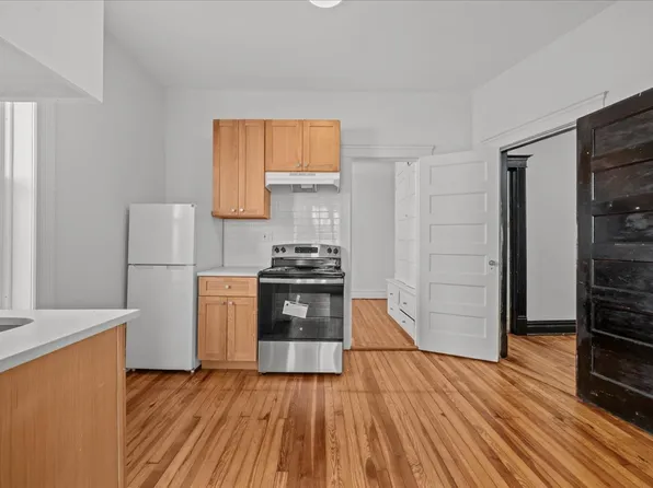 2147 Schenectady Avenue image 1 of 7