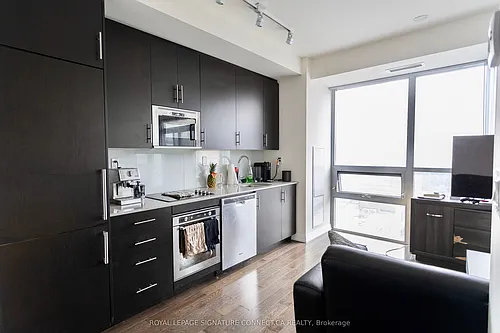 460 Adelaide St E #1112 Photo 1