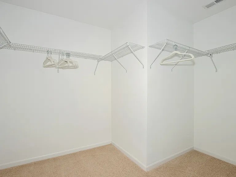 Efficient Closet Space