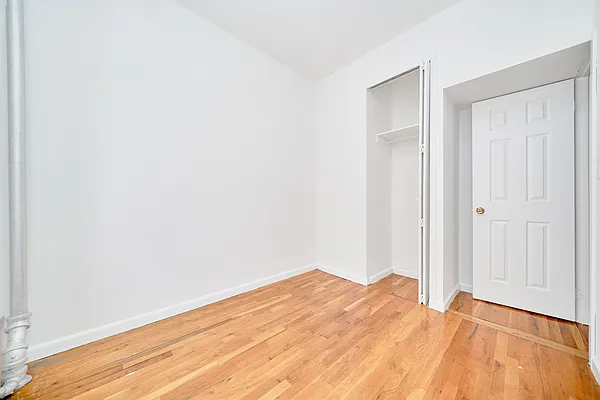 Rented by Living New York | media 13