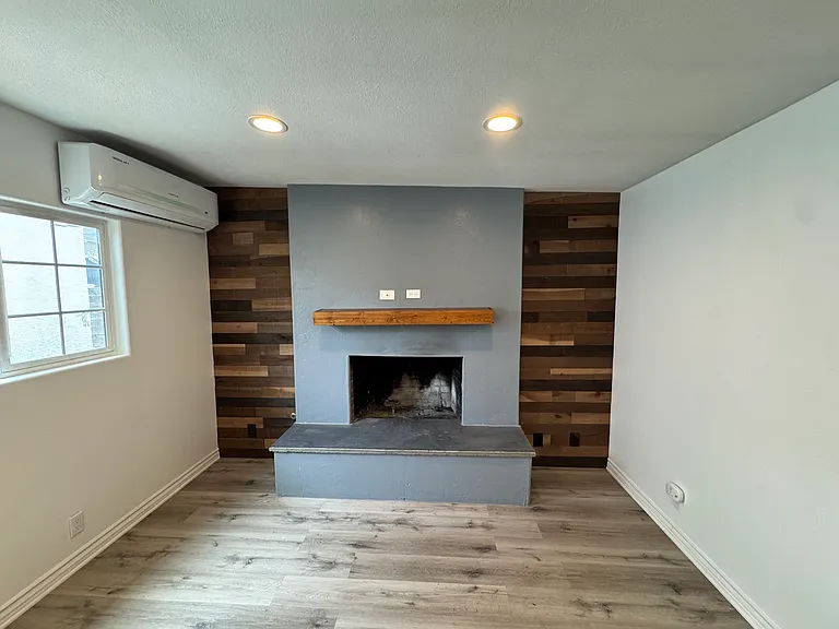 4523 E La Cara St #B — Photo 9
