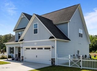 101 Easton Dr, Richlands, NC 28574