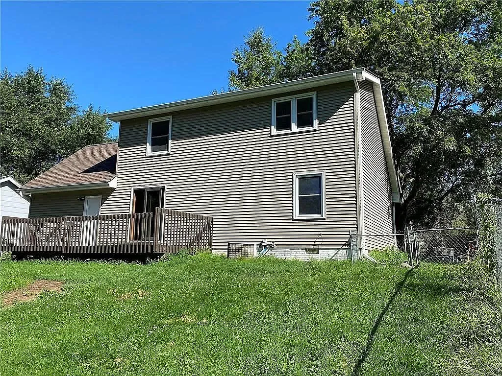Building Photo - 2120 Avery Ave