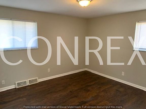 4th image of 9836 Ventura Dr
