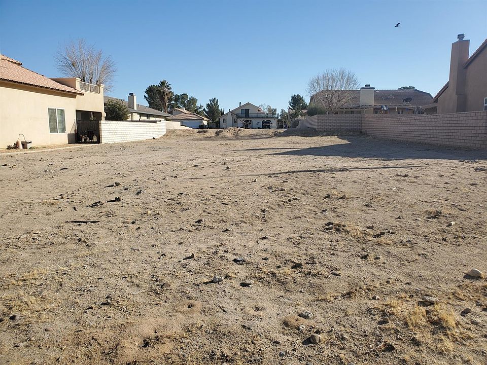 1st image of 15187 Orchard Hill Ln