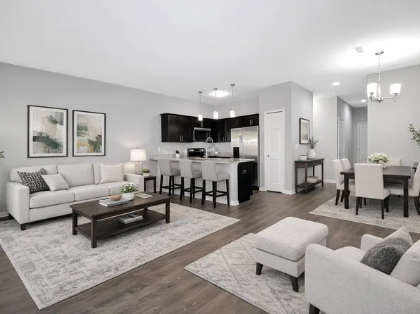 14747 Lakeside Blvd N, Shelby Township, MI 48315