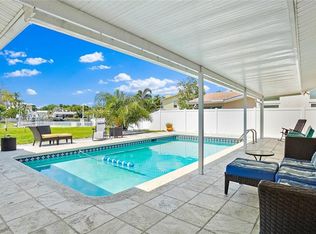 1872 Indian Rocks Rd S, Largo, FL 33774