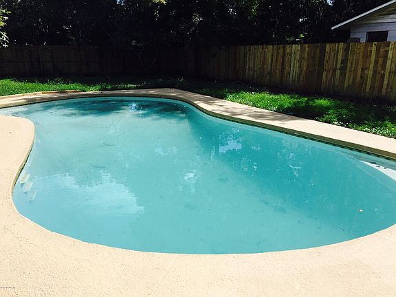 3rd image of 1252 ARBOR Circle
