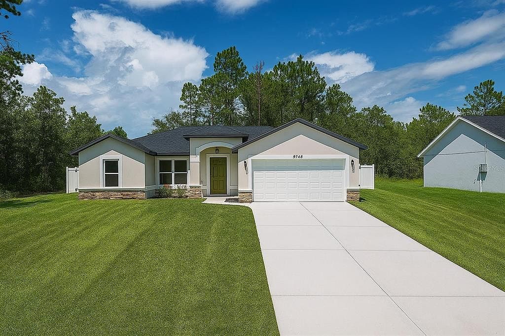 propertyty Nanomaterial with Core–Shell Structure Composed of {P2W18O62