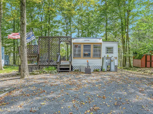 253 Recreation Run, Gouldsboro, PA 18424