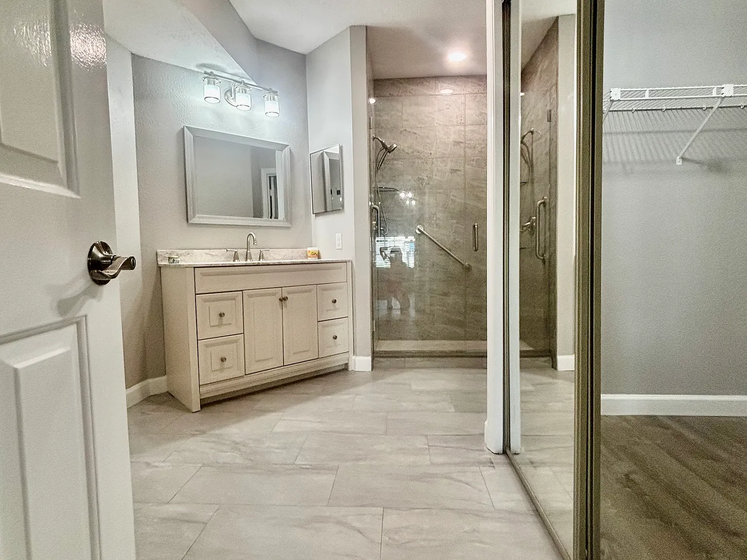 2 bed, 1235 sqft, $2,490 — Photo 4