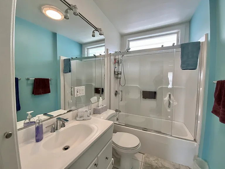 30-32 Moulton Rd #32 — Photo 9