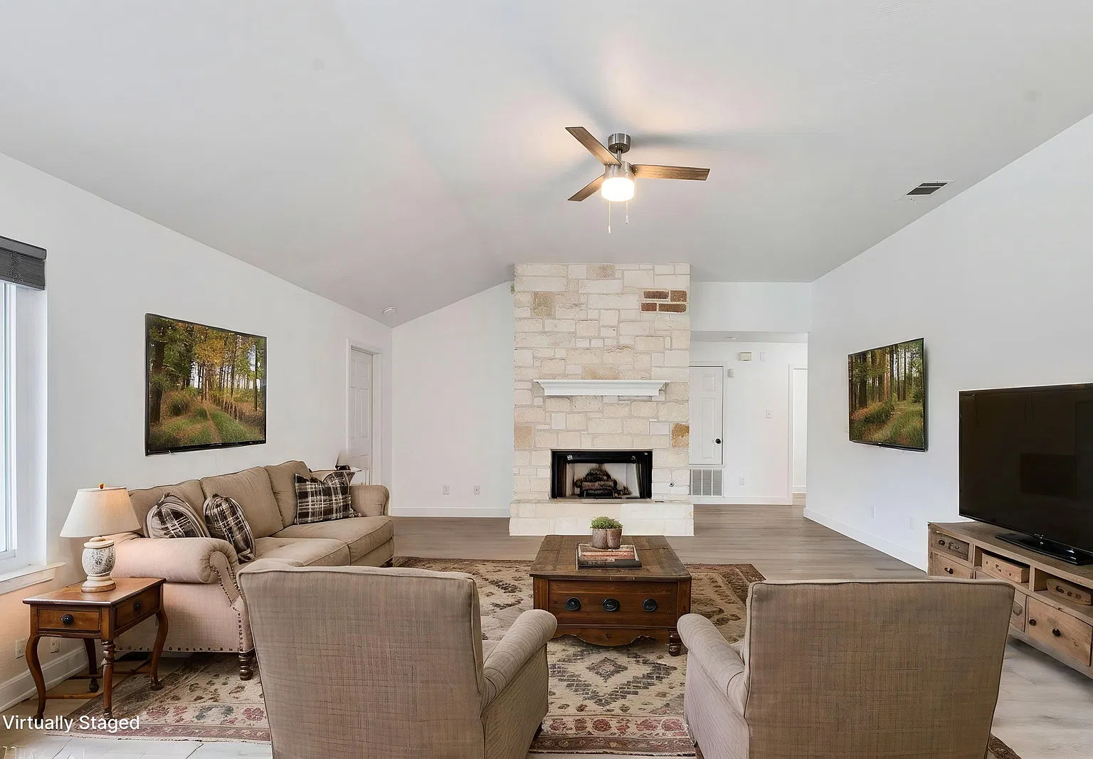 4 bed, 2.5 bath, 2503 sqft, $2,999 — Photo 1