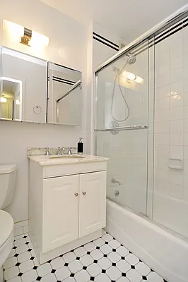 Rented by Douglas Elliman | media 4