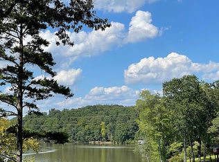 1738 E Saluda Lake Rd, Greenville, SC 29611