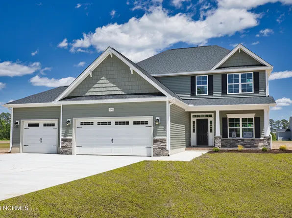 950 Appaloosa Trail, Grimesland, NC 27837