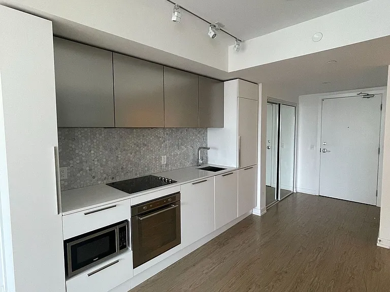 85 Wood St #2801 — Photo 7