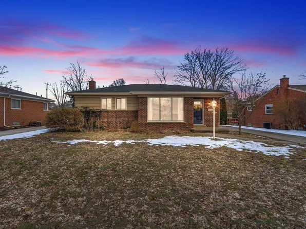 22886 Frederick Ave, Farmington, MI 48336