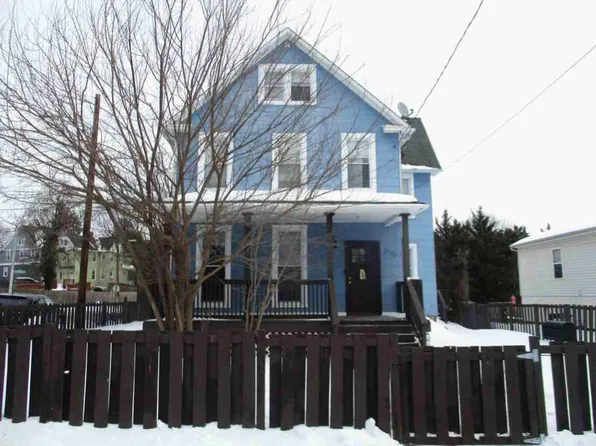 2700 Grindon Ave, Baltimore, MD 21214