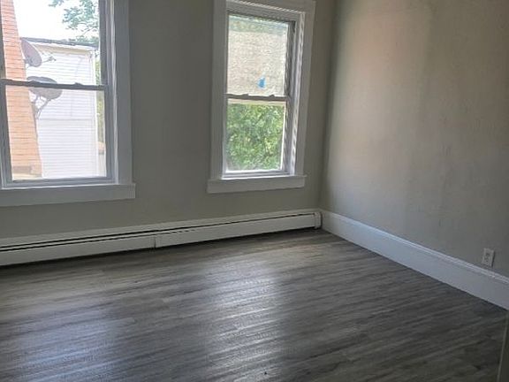 3rd image of 268 Washington Ave APT 11
