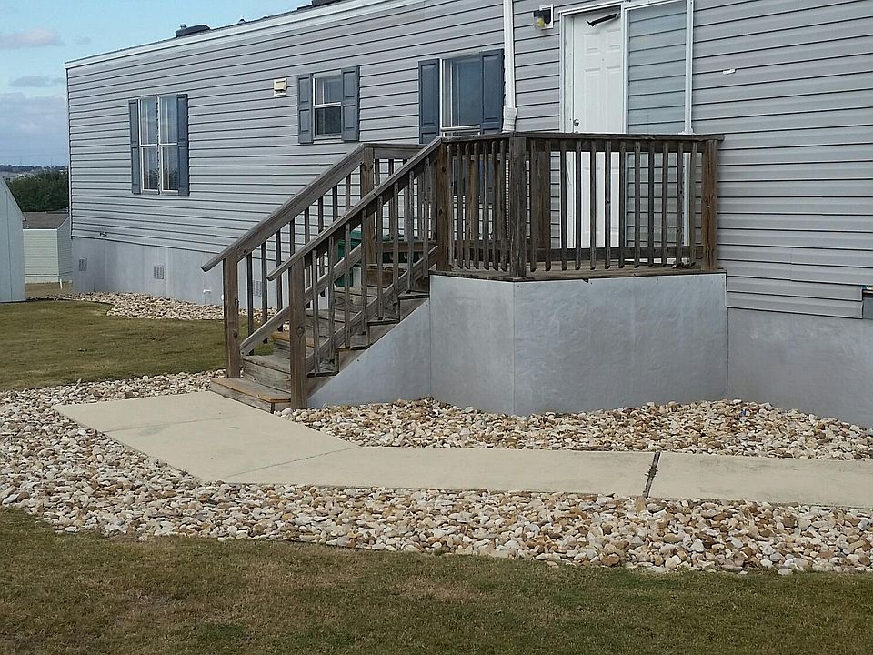 Front entrance and deck