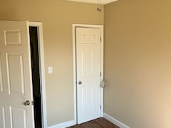 4th image of 11702 S Central Ave #D