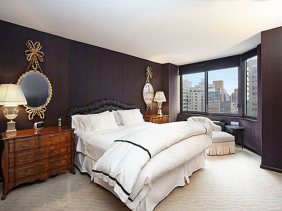 4th image of 210 E 65th St #17FG