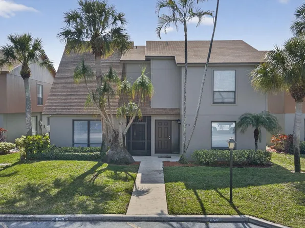 326 Sandtree Drive, Palm Beach Gardens, FL 33403