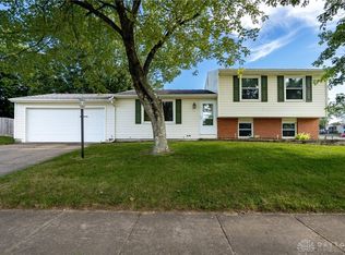 2240 Wienburg Dr, Dayton, OH 45439