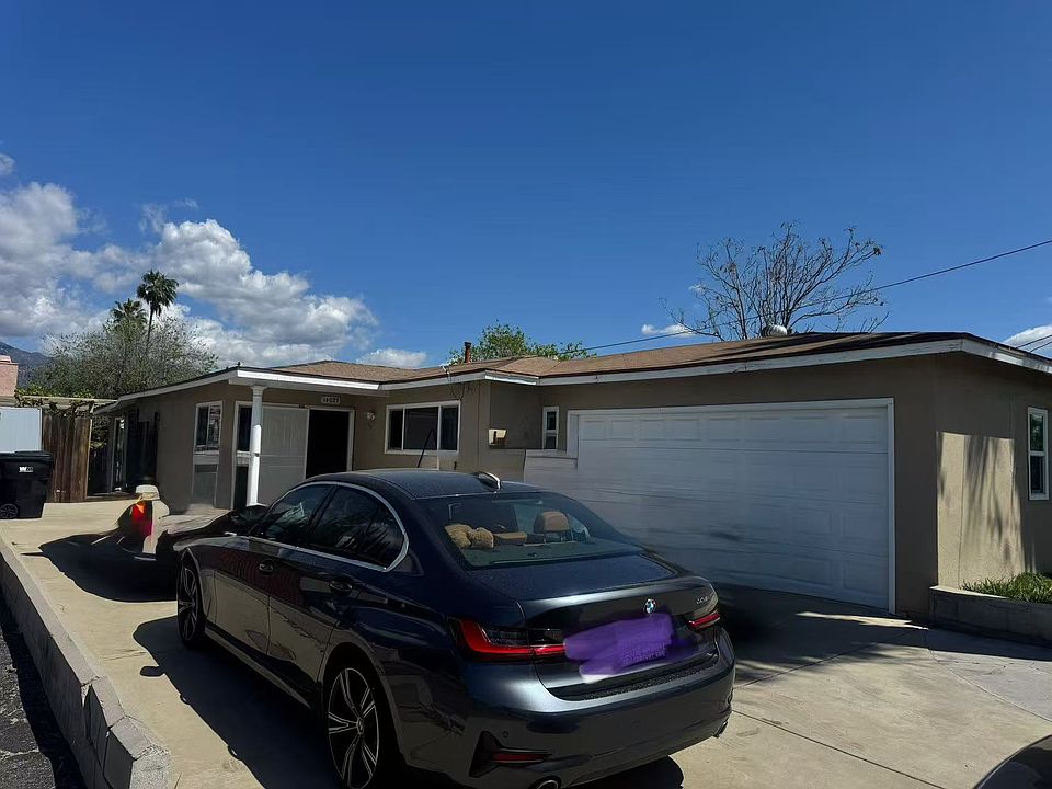 1st image of 14027 Olive St