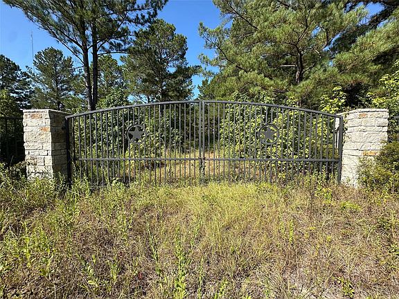 3rd image of 1034 Lloyd Bell Rd