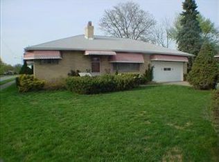 12890 W Pleasant Valley Rd, Parma, OH 44130