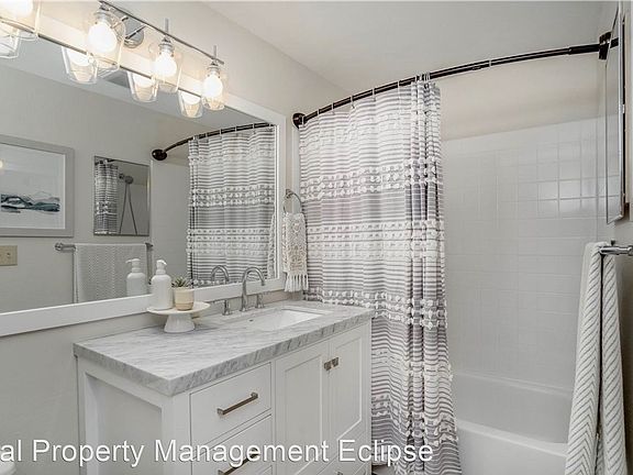 5th image of 14057 NE Apt E103 Woodinville #E103