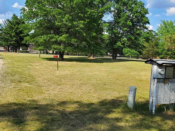 2nd image of 1039 N Archers Way