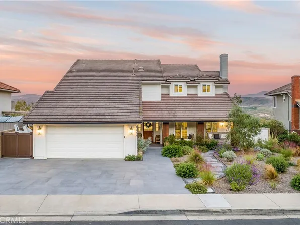 9736 Willow Glenn Cir, Santa Ana, CA 92705