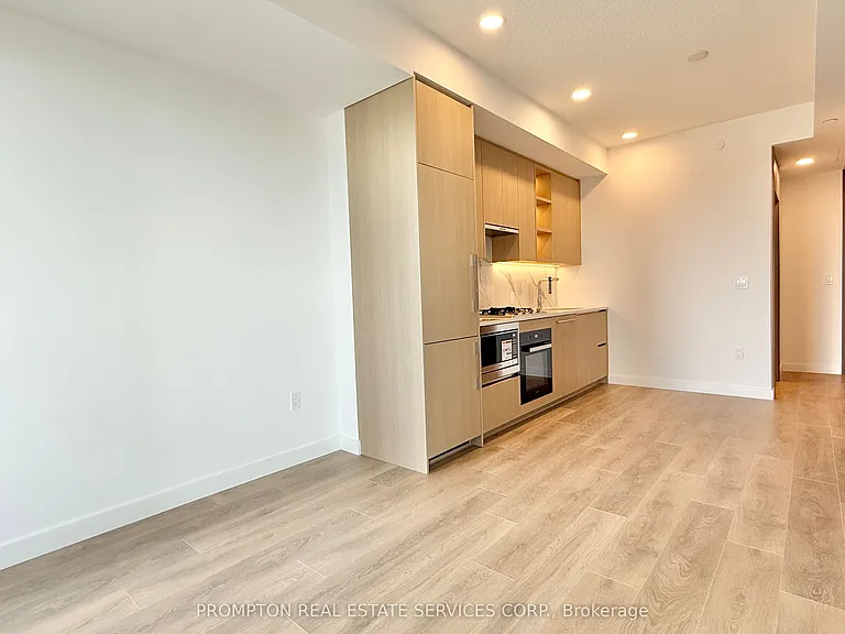 68 Esther Shiner Blvd #912 — Photo 10
