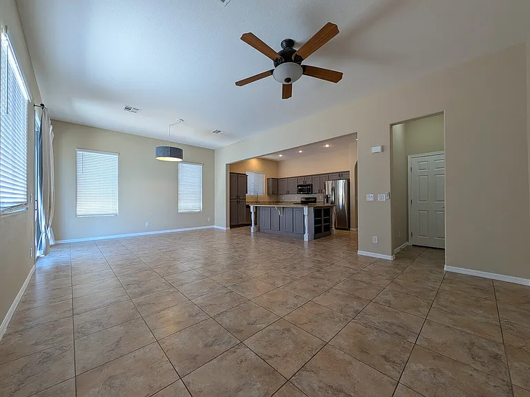 1032 Via Canale Dr — Photo 7