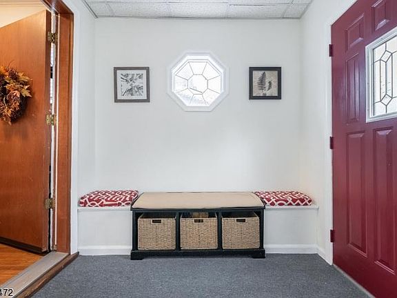 5th image of 748 Floral Ave