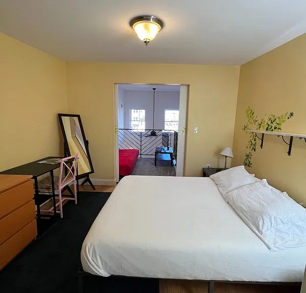 431 N Union St — Photo 2