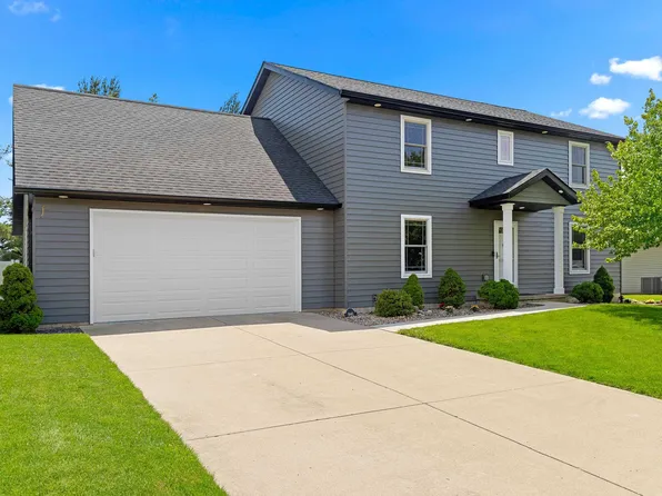 1940 Deer Ln, Washington, IL 61571